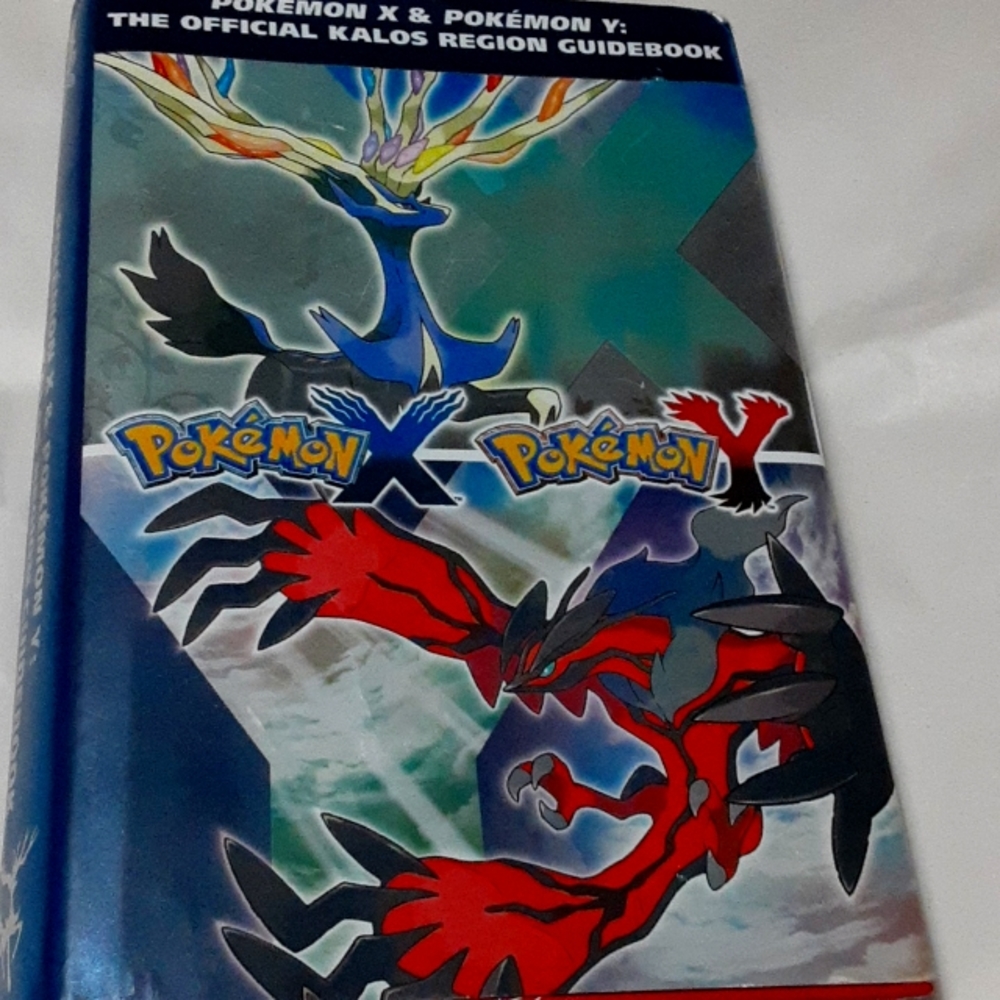 Pokemon X & Pokemon Y The Official Kalos Region Guidebook Hardcover